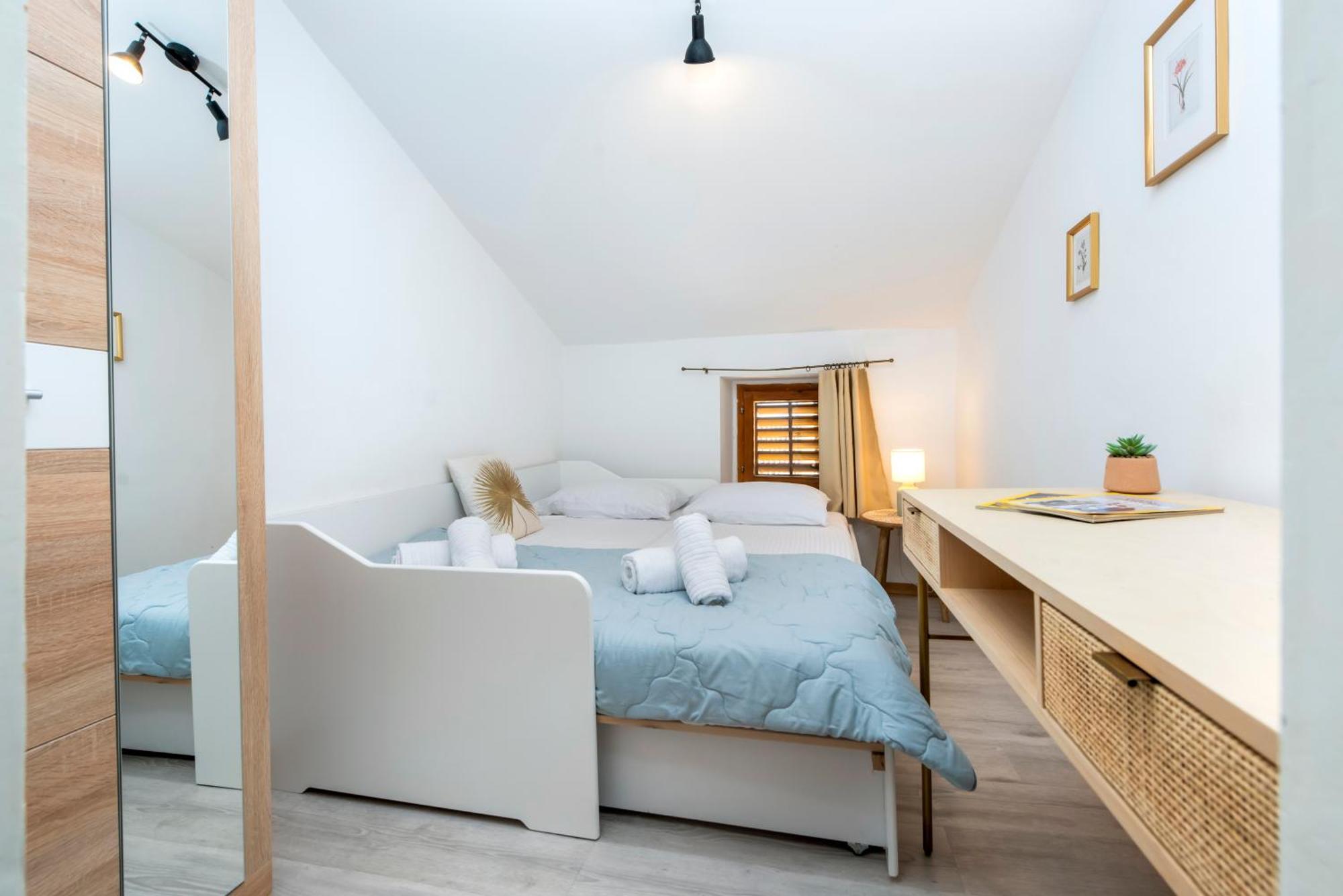 Old Charm Apartment